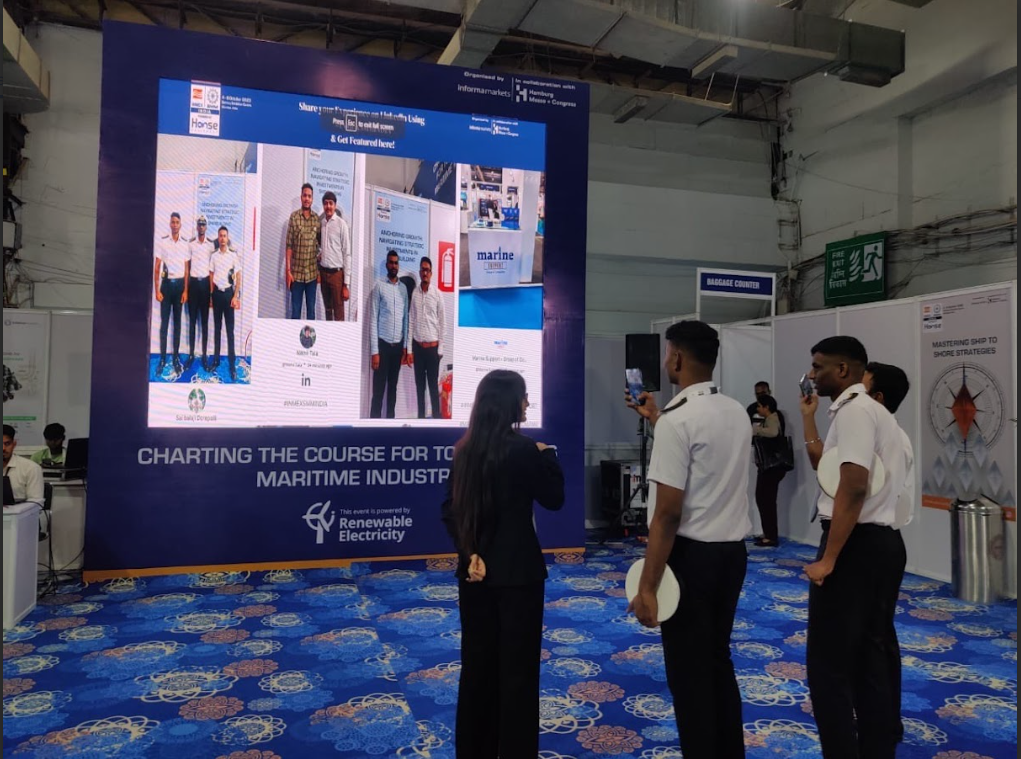 enhance audiennce engagement using social walls