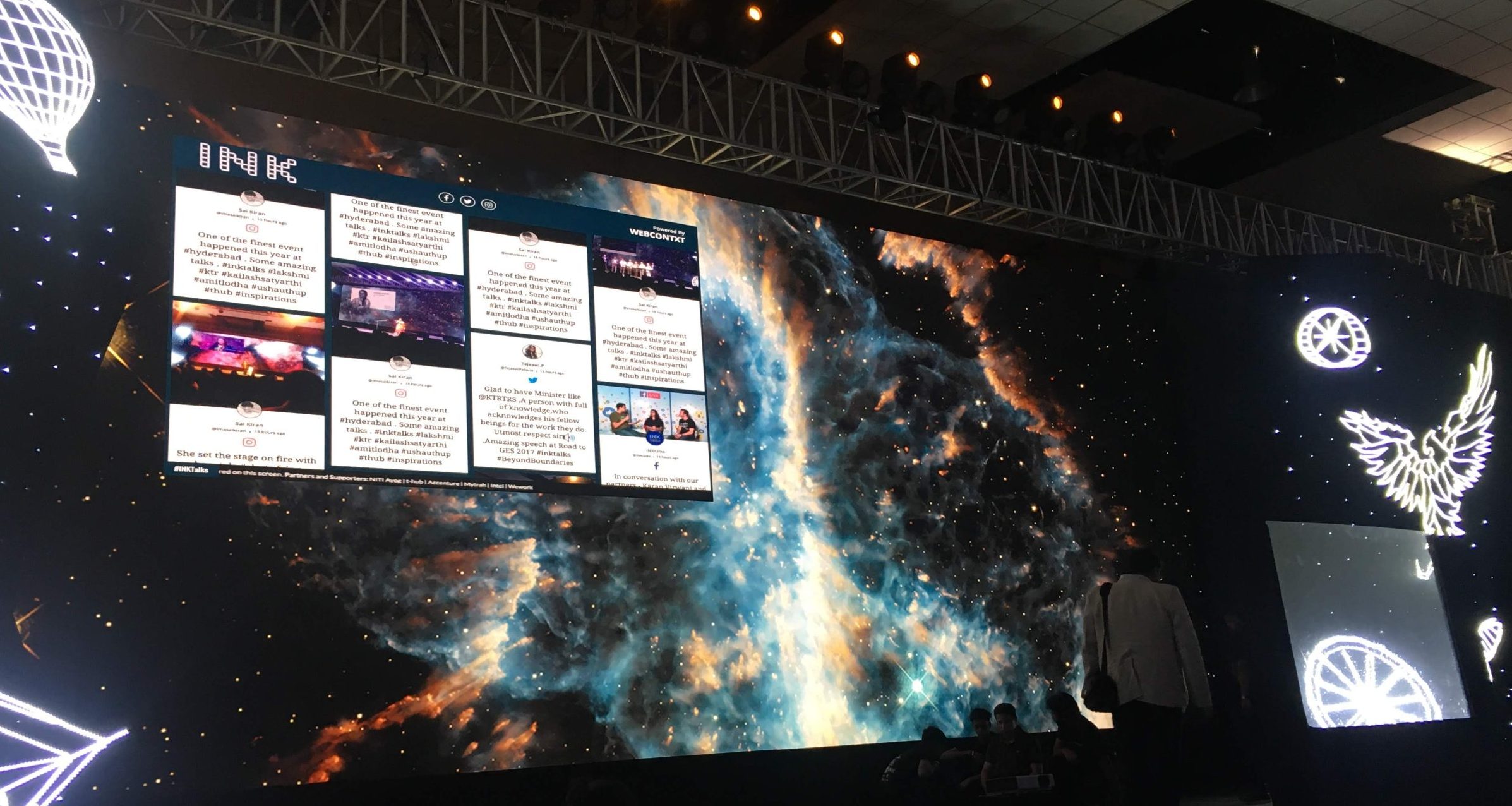 Live Hashtag Wall